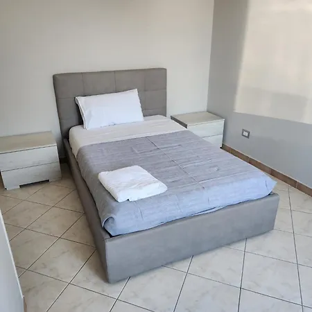 Nautilus בית הארחה Focene